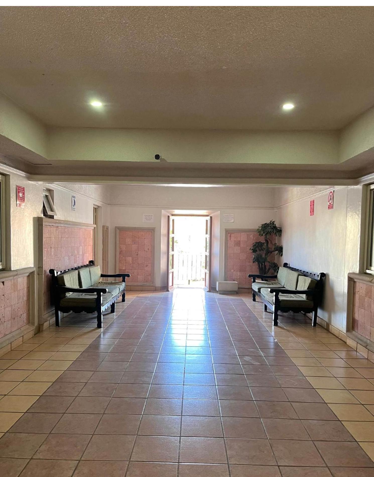Hotel Riviera San Juan de los Lagos Bagian luar foto